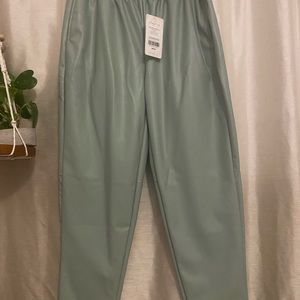 Fabletics Vegan leather Jogger. XL. Dusty Garden. New with tags.